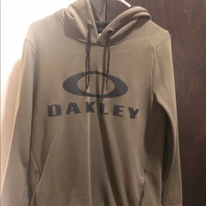Oakley sweatshirt